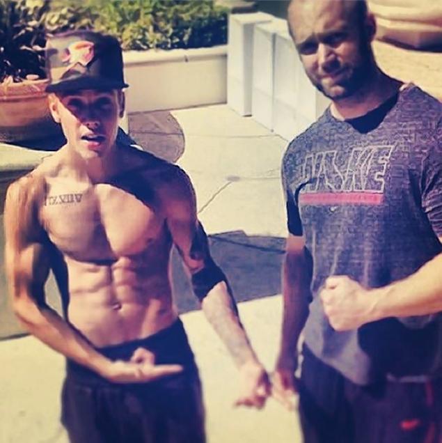 635px x 636px - Justin Bieber beefs up, shares shirtless photo | Ticketing Box Office